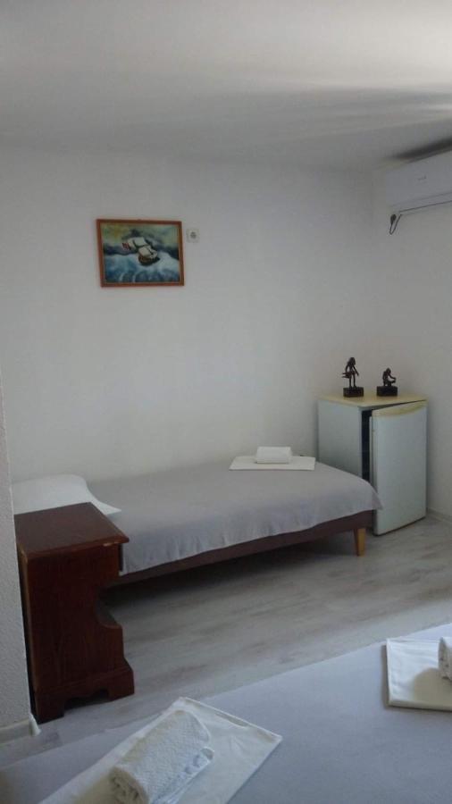 Rooms Jancic Улцинь Екстер'єр фото